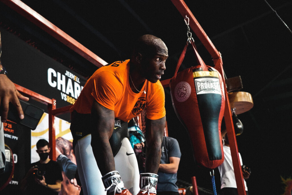 ochocinco boxing