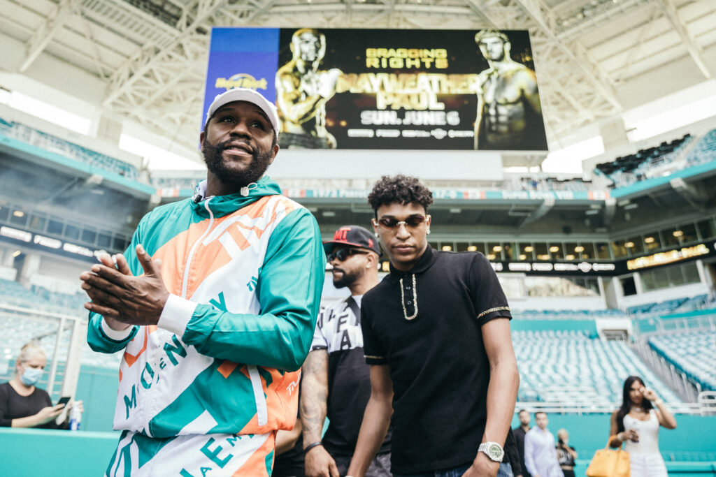 Floyd Mayweather upset